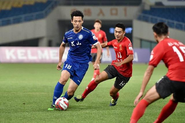 背负巨大压力！锡伯杜被解雇之后 迈克·布朗首个赛季就带队双冠